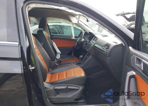 2019 Volkswagen Tiguan 2.0T Sel Premium/2.0T Sel Premium R-Line z USA, uszkodzony, nr VIN 3VV4B7AX7KM058561